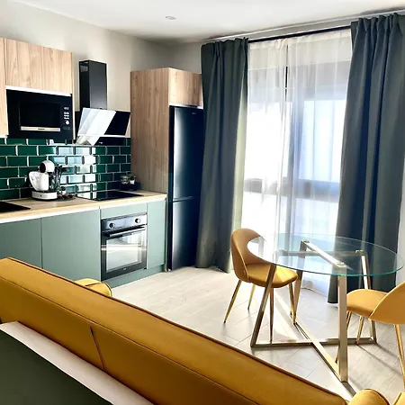 Apartment Elite - Art Collection - Gustav *