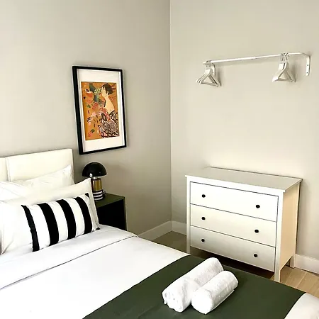 Elite - Art Collection - Gustav Apartment Merida