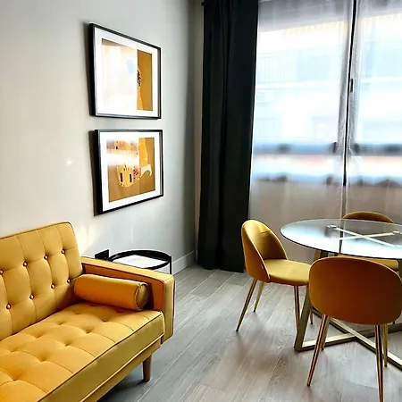 Apartment Elite - Art Collection - Gustav *